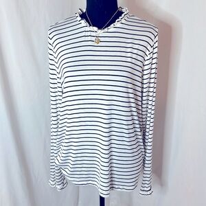 NWOT‎ KAILEIGH long sleeve top - black/white